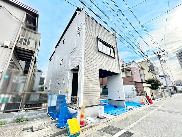 上質感あふれる外観デザイン。魅力の住まいを実現