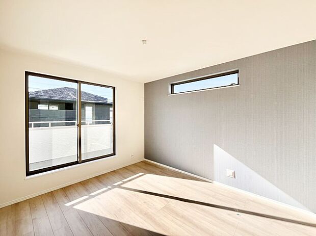 アクセントクロスを使用しワンランクアップの空間に。