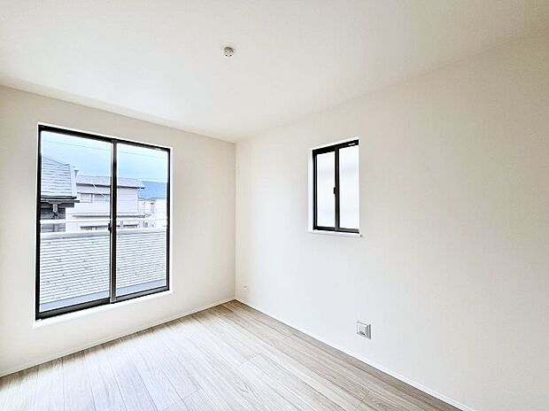 2面採光を確保した明るい空間。家族みんなが快適な暮らしを実現する設計です。