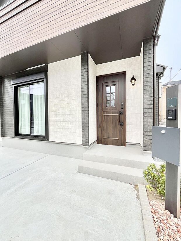 いつも気持ち良くご家族を迎えられる玄関