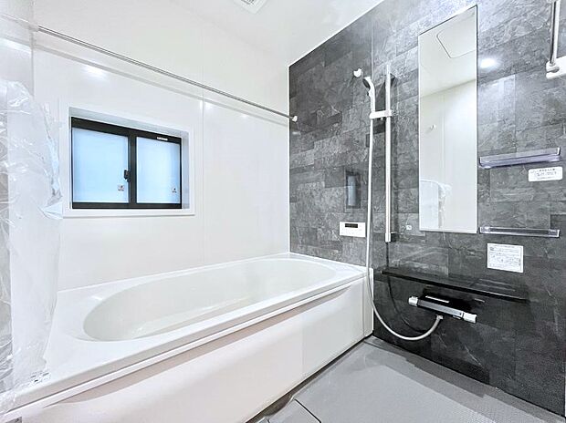 一日の疲れを癒やす大切なバスタイム。ゆっくりとお風呂を楽しんで疲れをとりたいですね!