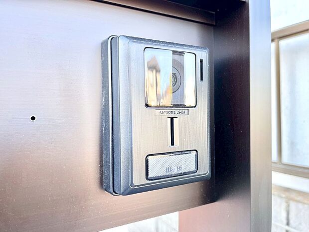 TVモニター付インターホンでセキュリティ面にも配慮!