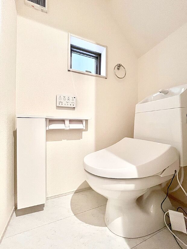 トイレは安心の2箇所!朝のバタバタも一安心です。