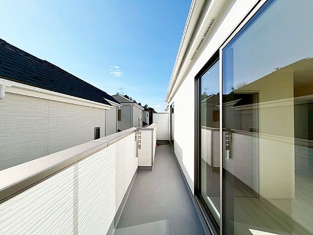 風通しの良いバルコニー