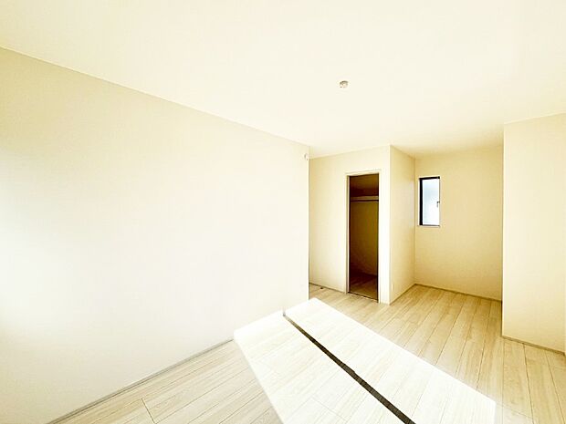 収納が充実しているので居住スペースを広々使えます