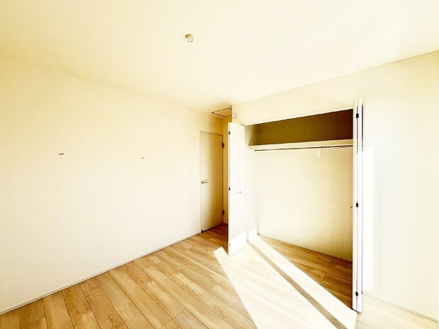 収納が充実しているので居住スペースを広々使えます