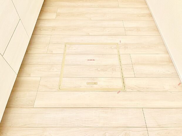 床下収納付き!日用品・非常用品の収納にも大活躍。