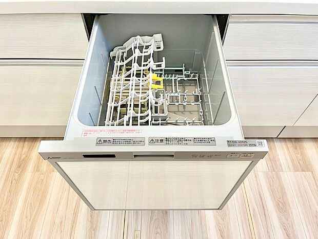 面倒なお片づけは食洗機にお任せ!家事の負担が減って、時間にも気持ちにもゆとりができます。