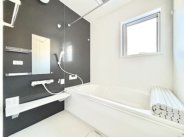 一日の疲れを癒やす大切なバスタイム。ゆっくりとお風呂を楽しんで疲れをとりたいですね!