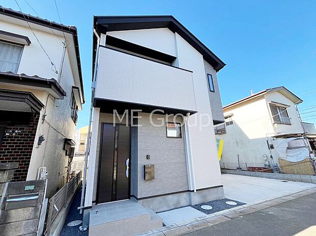 溢れる陽光でご家族の笑顔も輝く