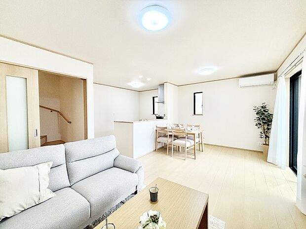 落ち着いた雰囲気のＬＤＫは家族みんなの快適空間