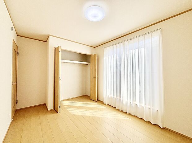 収納が充実しているので居住スペースを広々使えます