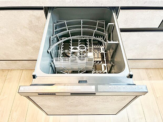 面倒なお片づけは食洗機にお任せ!家事の負担が減って、時間にも気持ちにもゆとりができます。