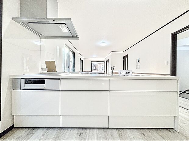 毎日使うキッチンだから、使いやすさ＆お手入れのしやすさにこだわりました。 