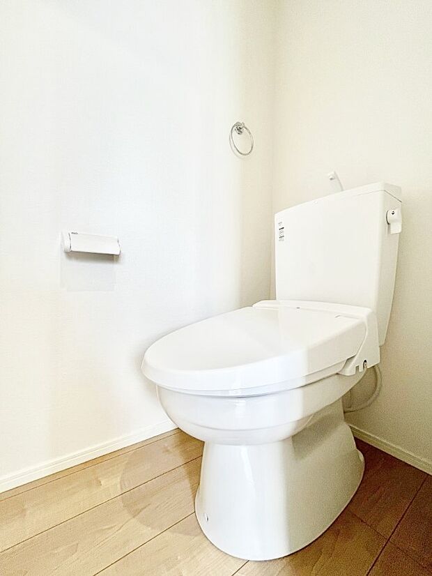 トイレは安心の2箇所!朝のバタバタも一安心です。