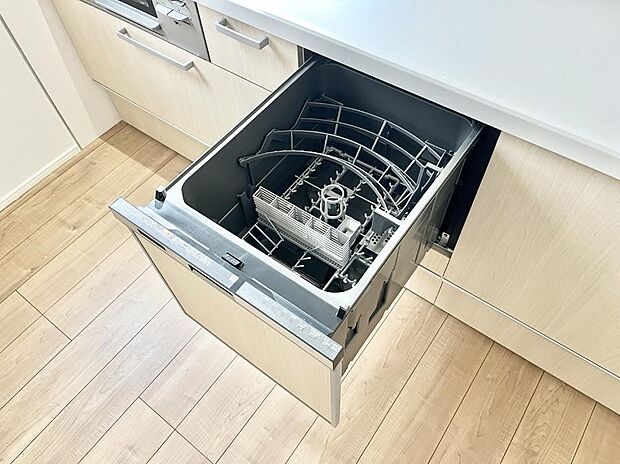 面倒なお片づけは食洗機にお任せ!家事の負担が減って、時間にも気持ちにもゆとりができます。