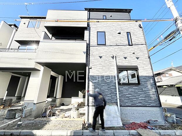 洗練された外観、上質な住空間が広がる室内は永く安心して過ごせる住居です。 