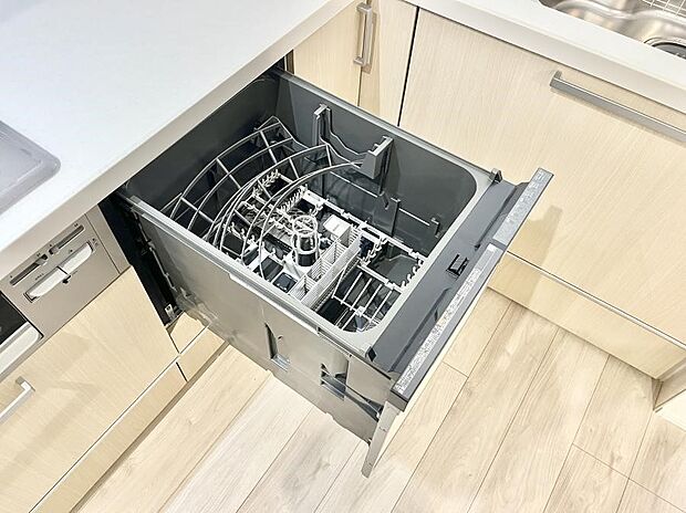 面倒なお片づけは食洗機にお任せ!家事の負担が減って、時間にも気持ちにもゆとりができます。