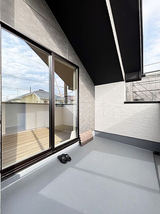 風通しの良いバルコニー