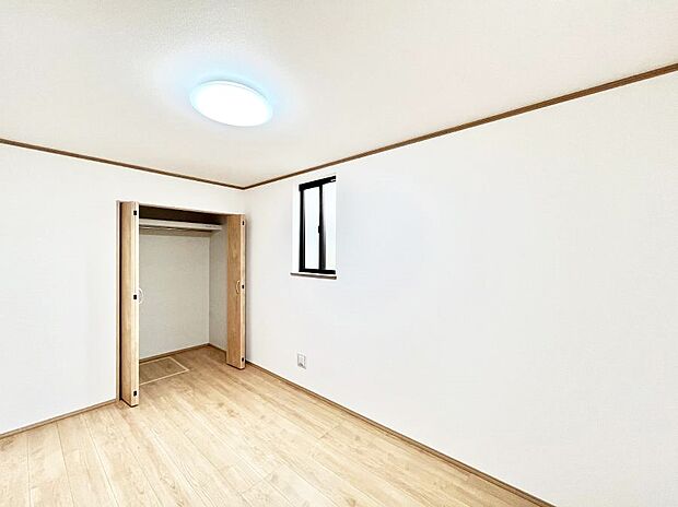 収納が充実しているので居住スペースを広々使えます