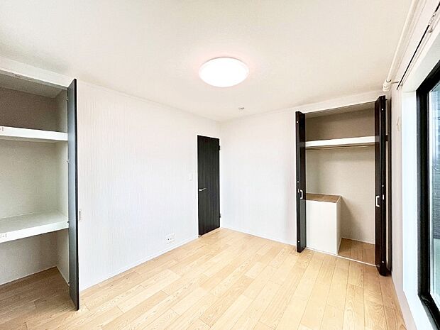 収納が充実しているので居住スペースを広々使えます