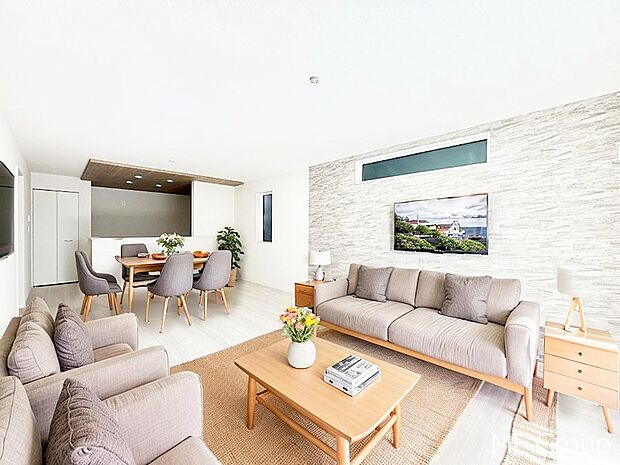 落ち着いた雰囲気のＬＤＫは家族みんなの快適空間※家具はCGです