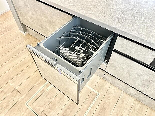 面倒なお片づけは食洗機にお任せ!家事の負担が減って、時間にも気持ちにもゆとりができます。