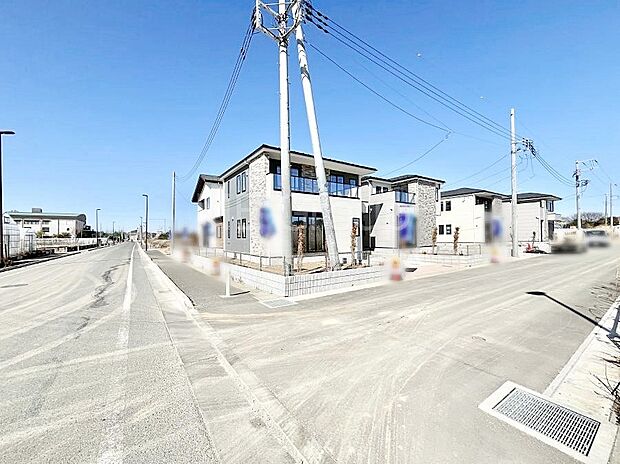 角地なので日当たりも良く、お家が堂々として見えます。