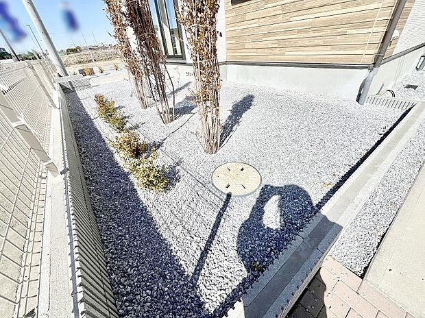 明るさたっぷりのお庭