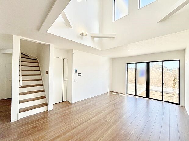 リビング階段が家族の笑顔と会話をつないでくれます