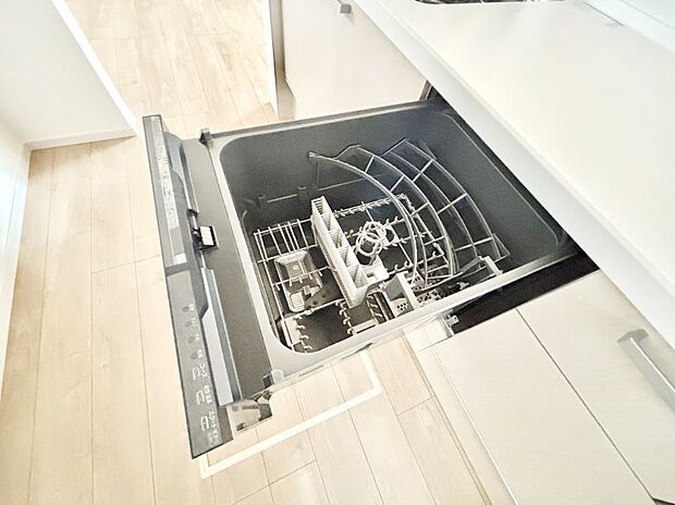 面倒なお片づけは食洗機にお任せ!家事の負担が減って、時間にも気持ちにもゆとりができます。