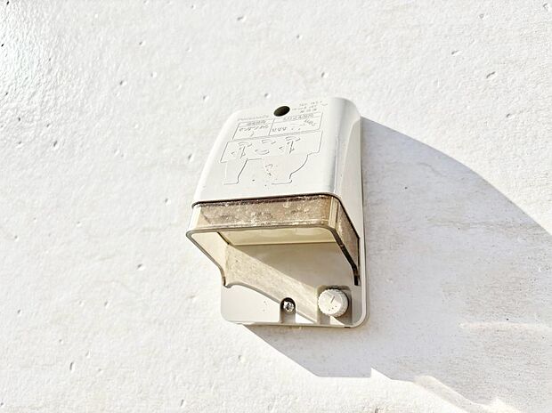 お掃除などに便利な外コンセント