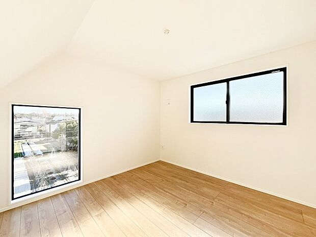 2面採光を確保した明るい空間。家族みんなが快適な暮らしを実現する設計です。