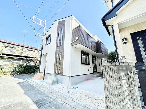 洗練された外観、上質な住空間が広がる室内は永く安心して過ごせる住居です。