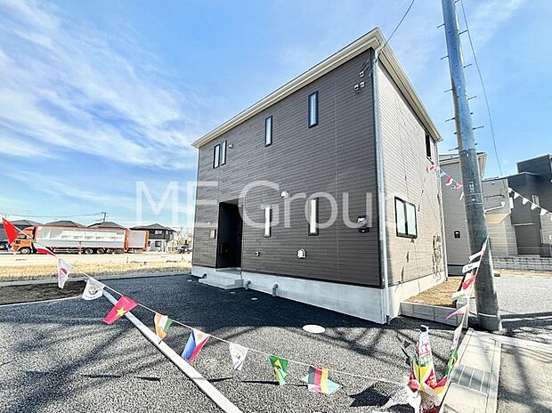 溢れる陽光でご家族の笑顔も輝く