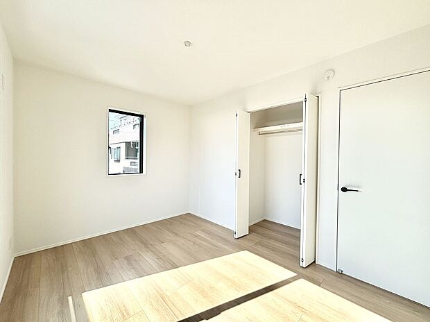 たっぷりの収納スペースで快適に暮らせそう