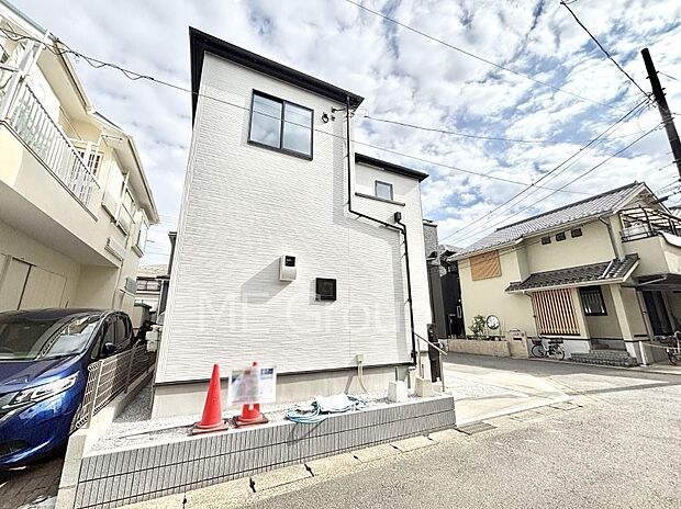 たっぷりの陽光と心地よい風が舞い込む住まい