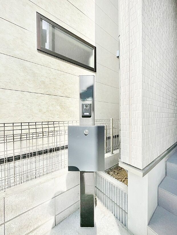 表札・インターホン・ポストをひとつに集約