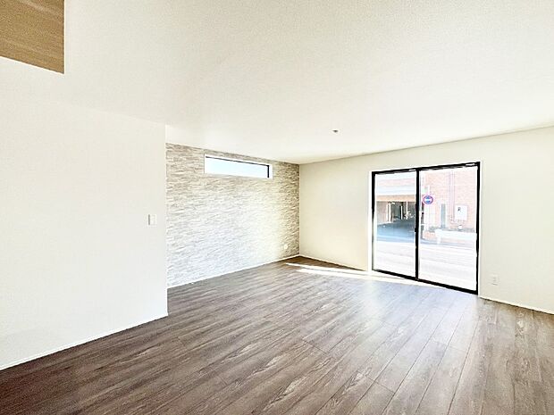 家族の笑顔が自然と生まれてくる、そんな雰囲気のダイニングに仕上がっています