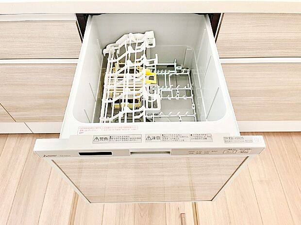 面倒なお片づけは食洗機にお任せ!家事の負担が減って、時間にも気持ちにもゆとりができます。