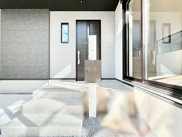 表札・インターホン・ポストをひとつに集約