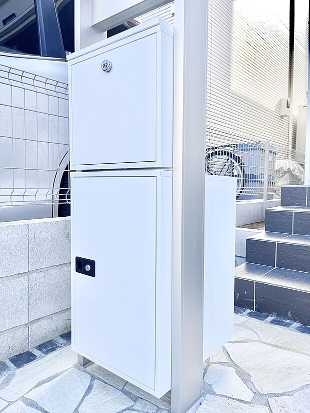 表札・インターホン・ポストをひとつに集約