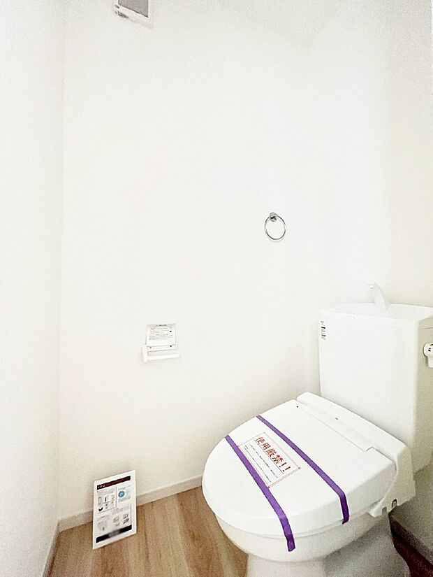 トイレは1階と2階それぞれに配置されていてとても便利です。 