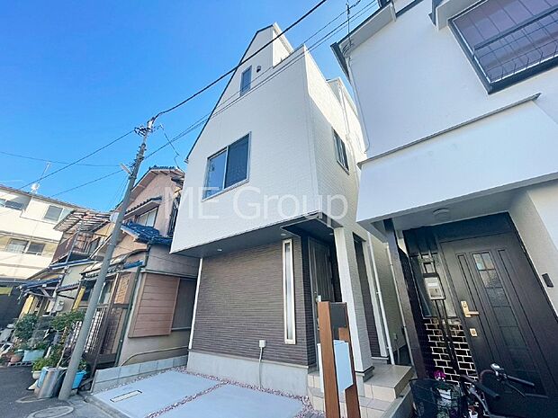 溢れる陽光でご家族の笑顔も輝く