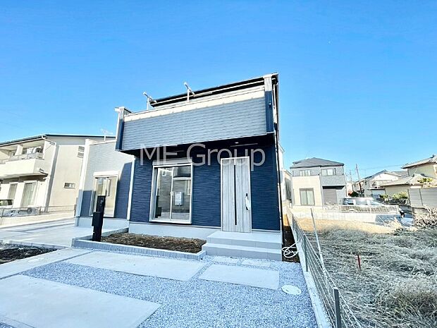 溢れる陽光でご家族の笑顔も輝く