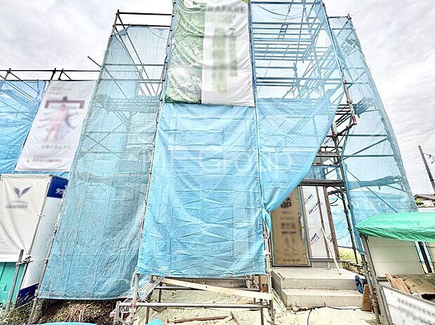 溢れる陽光でご家族の笑顔も輝く