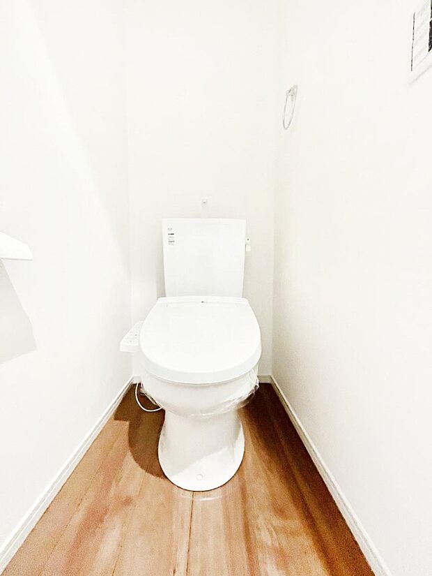 毎日を快適に！清潔感あるシャワートイレ。