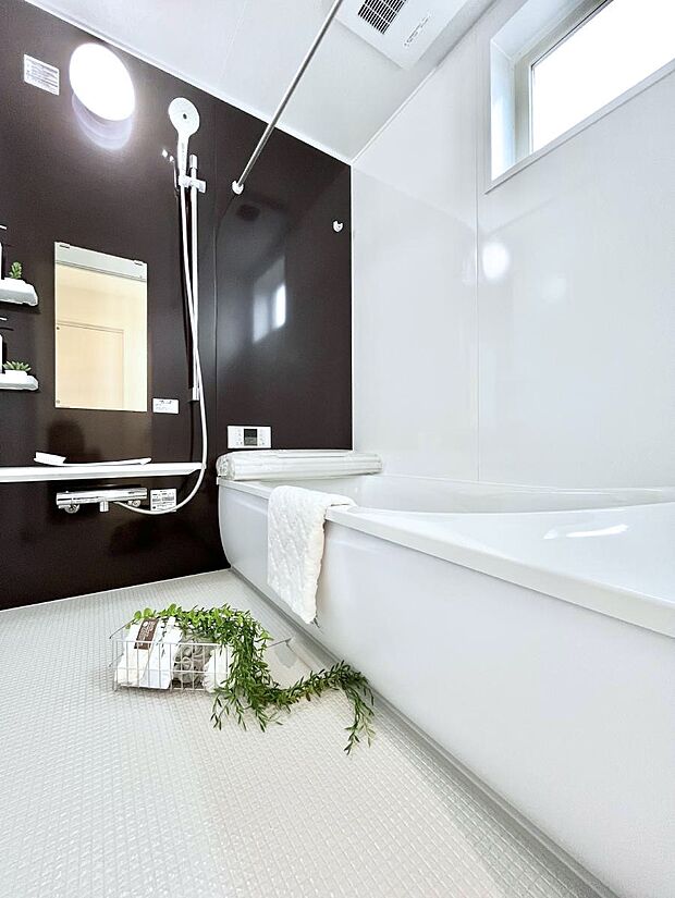 一日の疲れを癒やす大切なバスタイム。ゆっくりとお風呂を楽しんで疲れをとりたいですね!