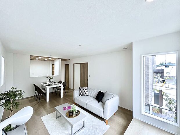 住む方の個性が引き出される、インテリアを考えるのが楽しみなリビングです!