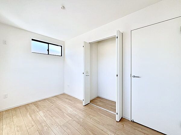 収納が充実しているので居住スペースを広々使えます